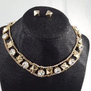 Neu Gold and Diamond Choker Necklace Set